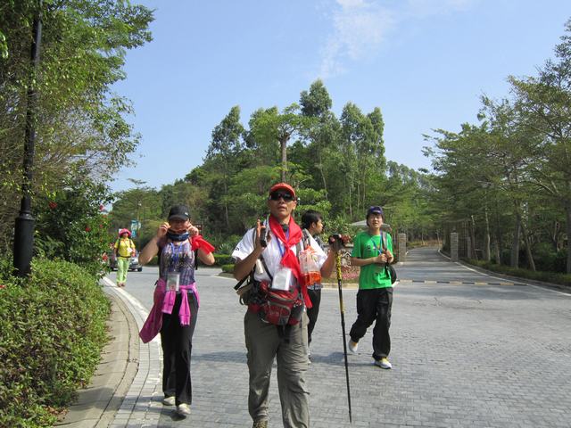 与小马